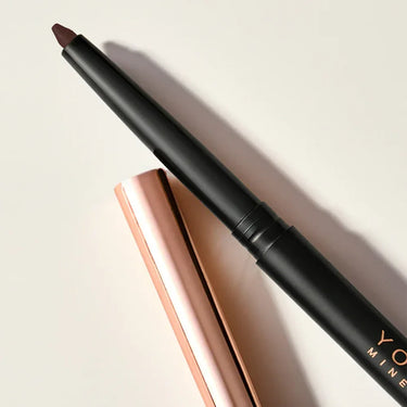 One-Swipe Gel Eyeliner